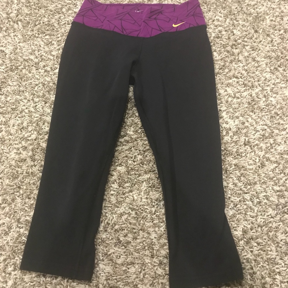 Nike dri fit crops